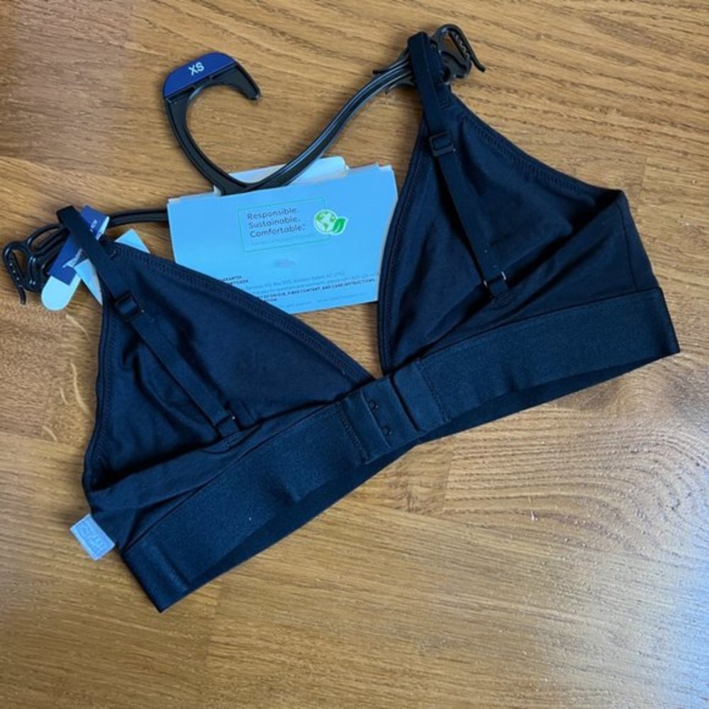 HANES Black Triangle Bra Wire Free XS Brand New NWT - Picture 7 of 7